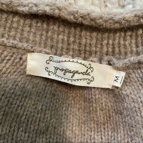PROPAGANDA Tan Camel Wool Cropped Cardigan Button Sweater Medium - Picture 3 of 5